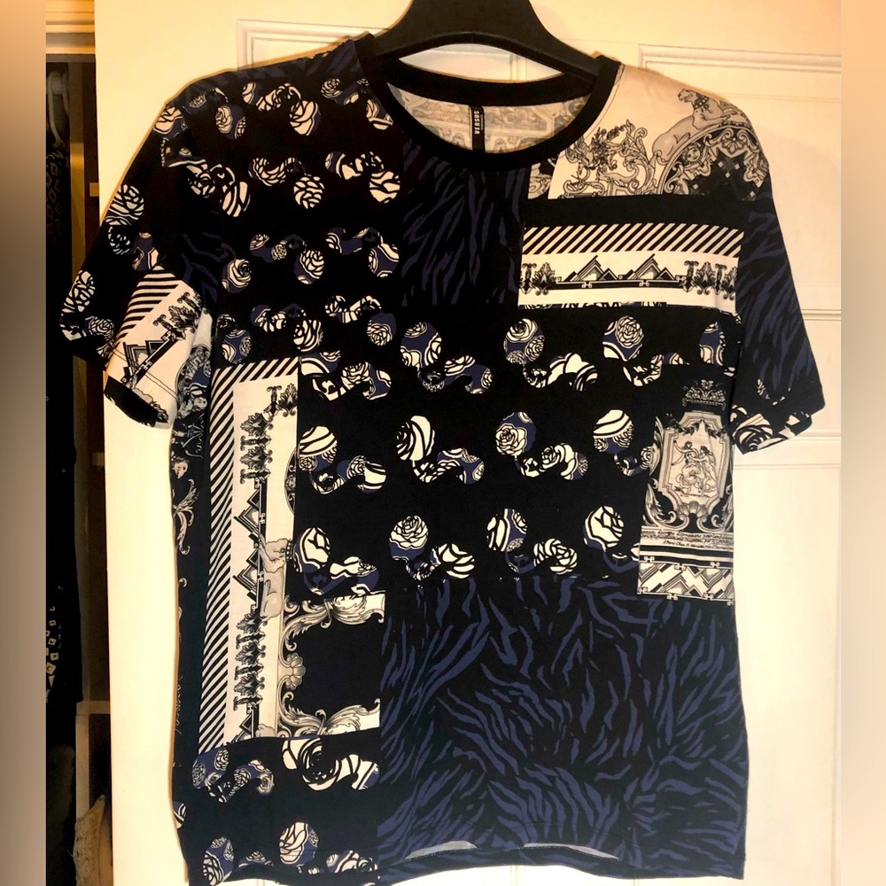 Versus by Versace  printed Cotton T-shirt.
